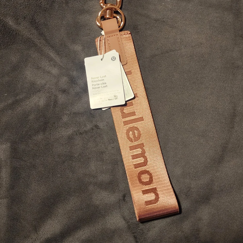 lululemon  Keychain - Picture 3 of 4